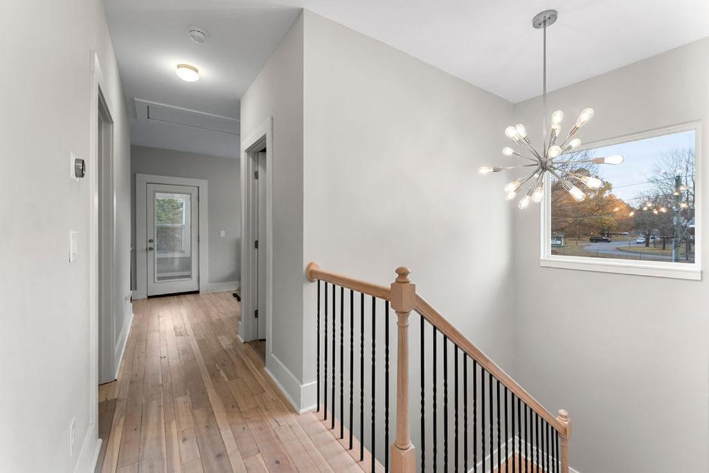 Large Modern Home Centrally Located With Hot Tub Atlanta Luaran gambar